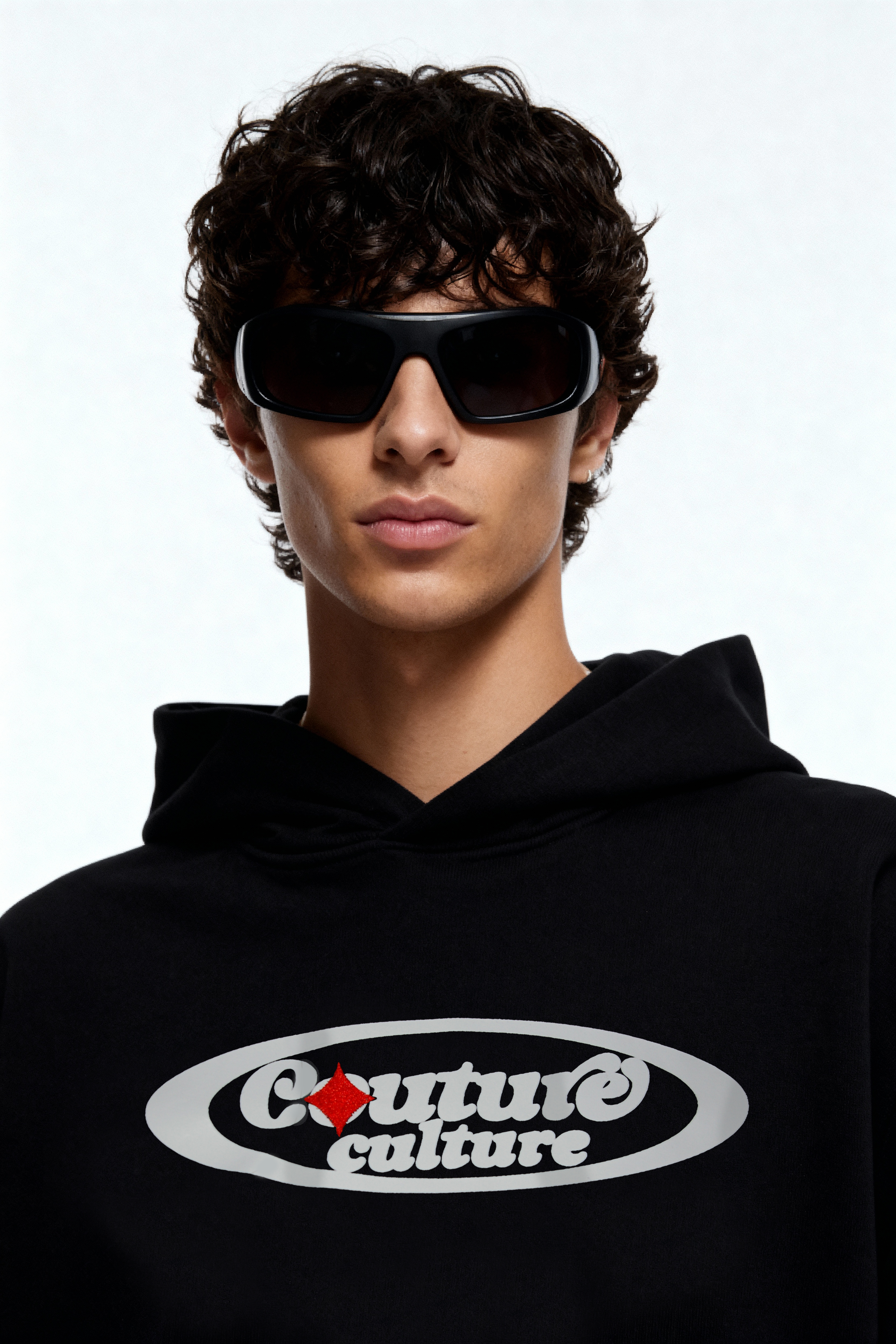 FOUDATION BLACK HOODIE