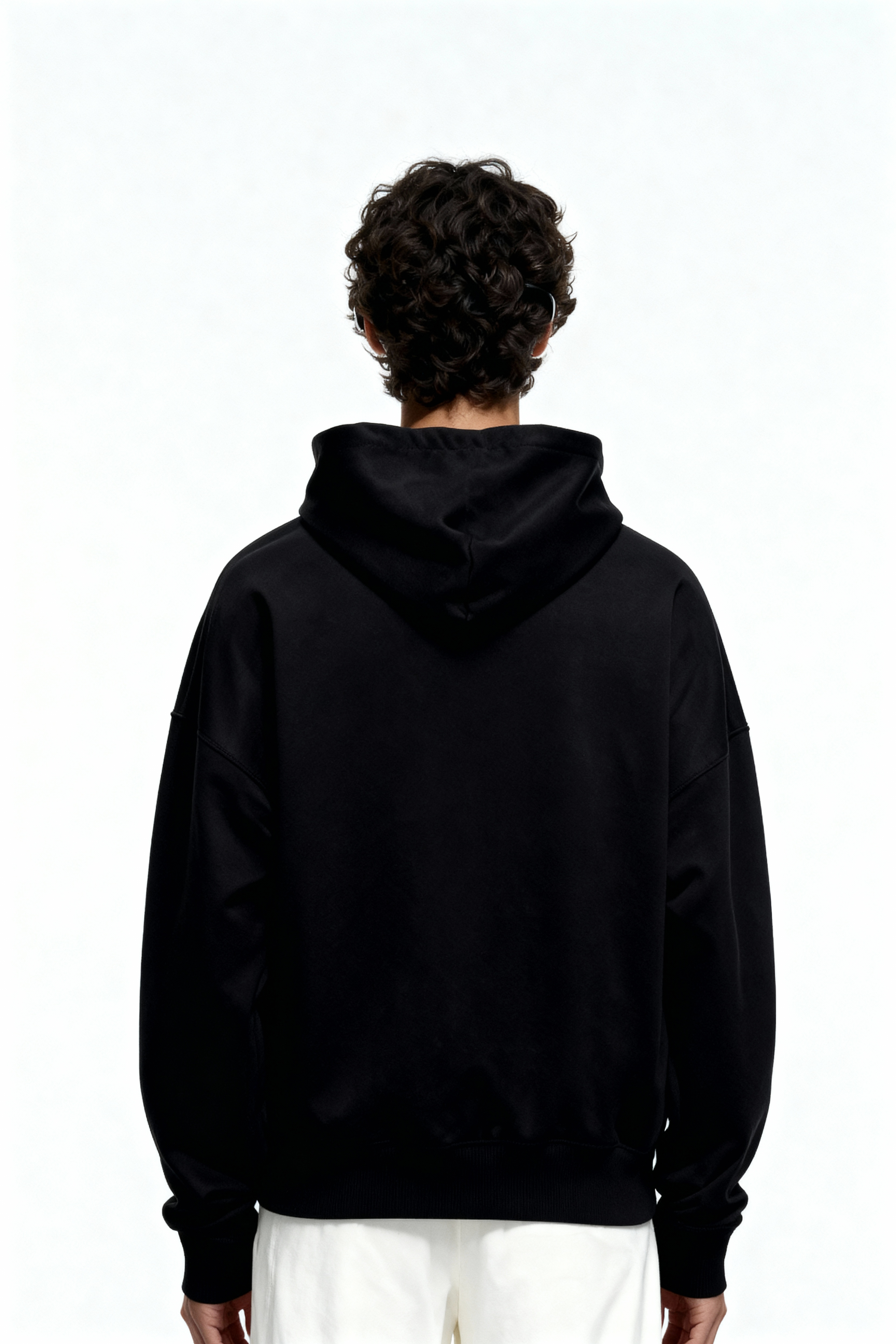 FOUDATION BLACK HOODIE